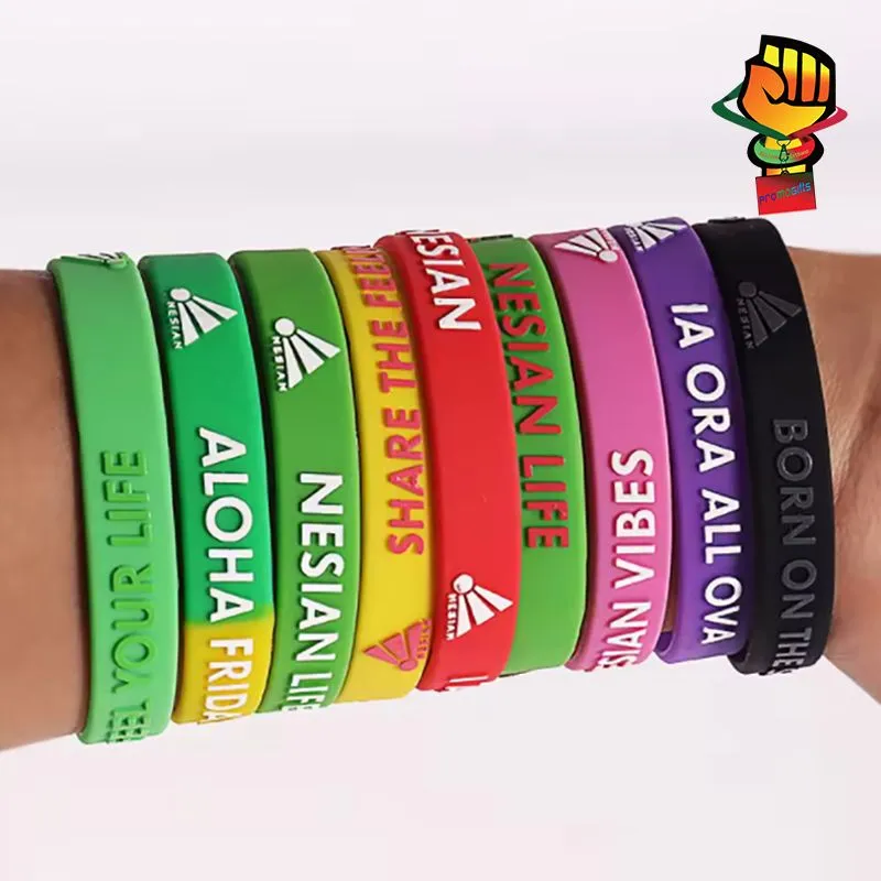 Cheap Plain Silicone Wristbands Elastic Embossed Rubber Bracelets Wrist Band Silicone Wristbands With Logo Custom